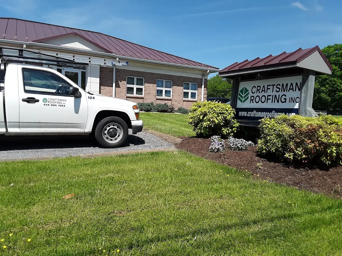 Quality Roof Replacement by experienced craftsmen in Broadview